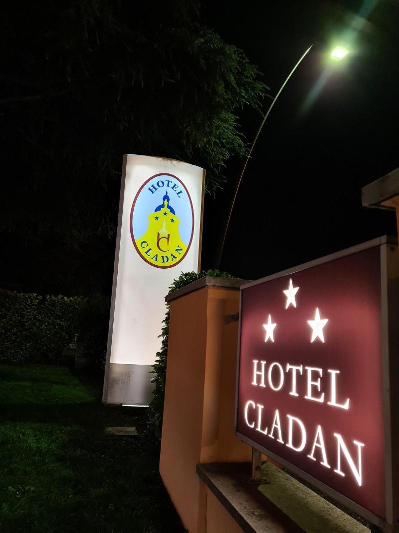 Hotel Cladan Assisi Exterior foto